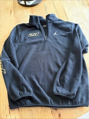 Jordan Black Half-Zip Fleece Pullover with Gold Accents. Kids XL